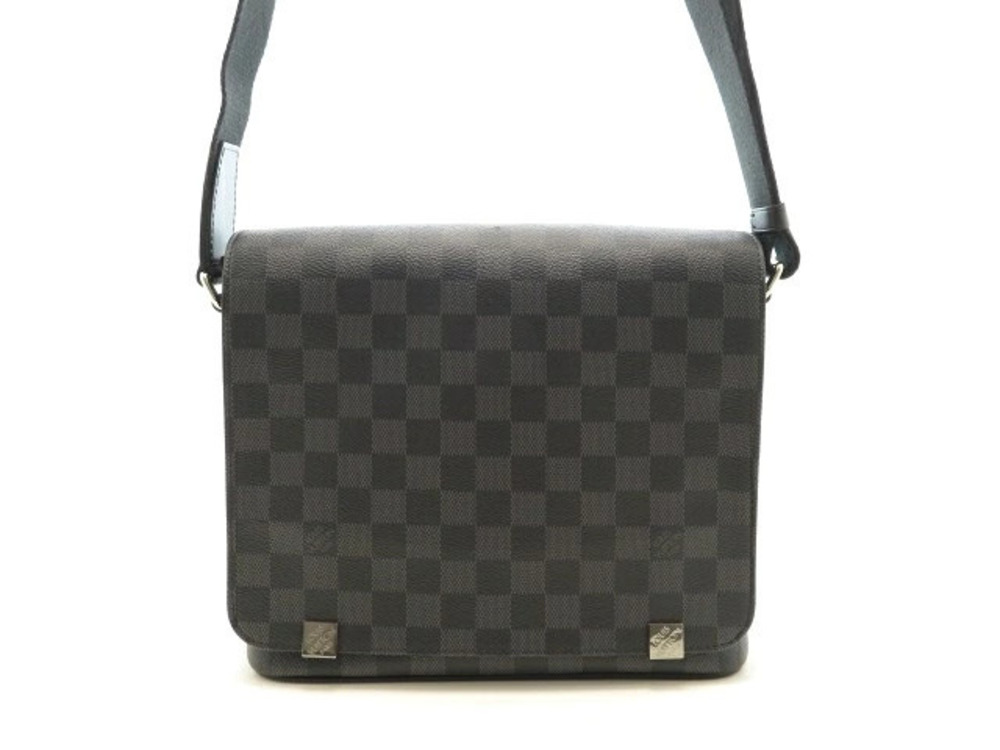 LOUIS VUITTON District Shoulder Bag Damier Graphite Black